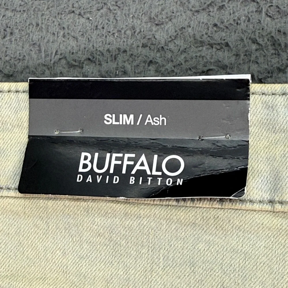 Buffalo David Bitton Jeans Mens 33x30 Light Wash Ash Slim Fit Dirty Blasted New